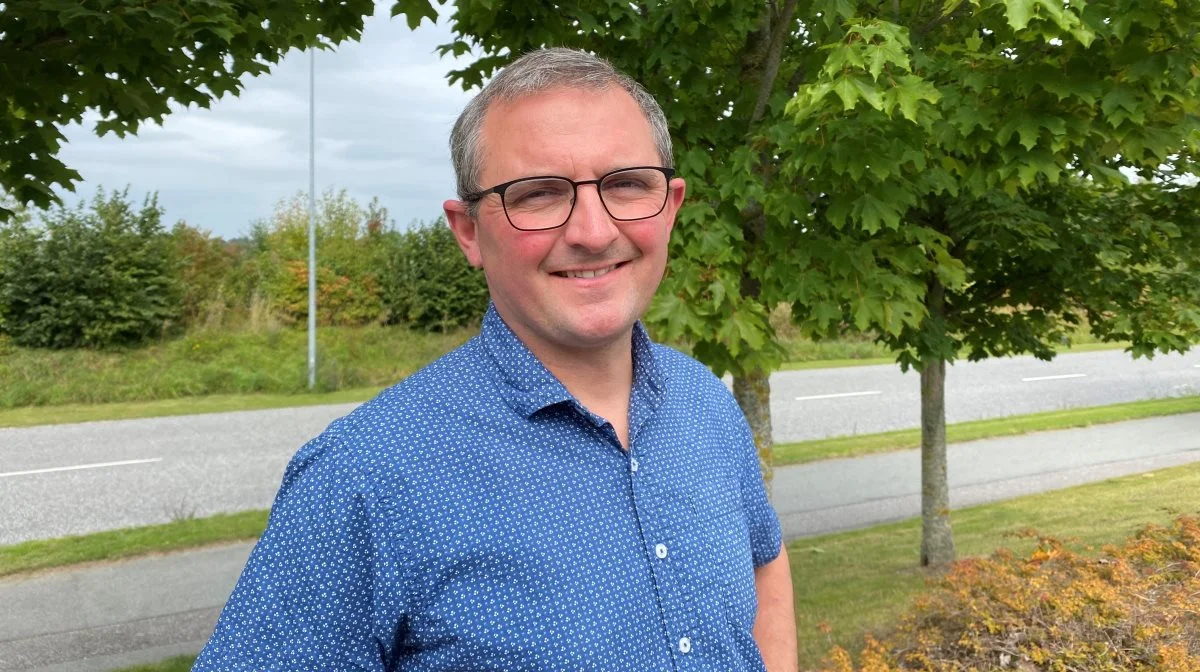 Medlem af arbejdsgruppen for leverandørforeningen, Mogens Hjort Jensen, fortæller, at over 100 landmænd har tilkendegivet, at de ønsker at levere eller modtage biogas fra et nyt fællesanlæg. Foto: Djursland Landboforening