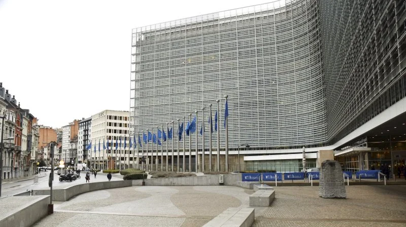 De kommende måneder bliver afgørende for udformningen af EU's fremtid, blandt andet omkring brugen af pesticider og indførsel af ny genteknologi. Det bliver afgjort her i Berlaymont-bygningen i Bruxelles. Arkivfoto: Henning K. Andersen