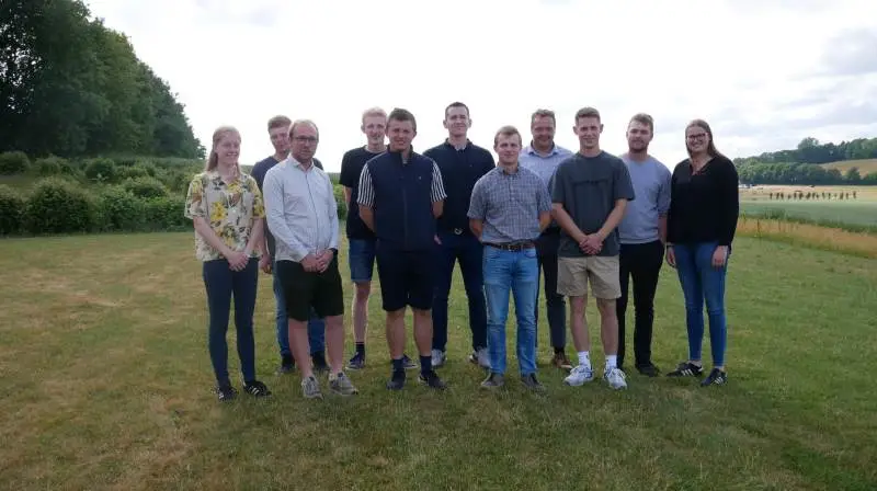 Fra venstre: Kirstine Johnsen Hansen, Daniel Bruun Hansen , Daniel Kreutzfeldt, Jens Holm Jensen, Rasmus Kjærsgaard, Marcus Warming, Frederik Berg Olsson, Johannes Stenholt Sørensen, Simon Brorson Hedegaard, Morten Serup og Lærke Altena. Foto: LandboUngdom