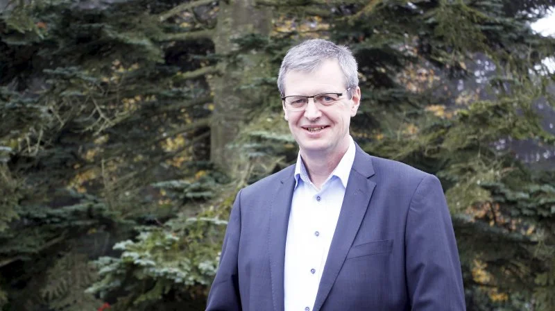 Ifølge DC-formand, Erik Bredholt, koster lukningen af slagteriet i Sæby 30 øre på noteringen, mens det er vanskeligheder på eksportmarkederne, som er den allerstørste post. Det er en direkte konsekvens af, at dansk svineproduktion er kendetegnet ved stor eksport ud af Europa. Arkivfoto