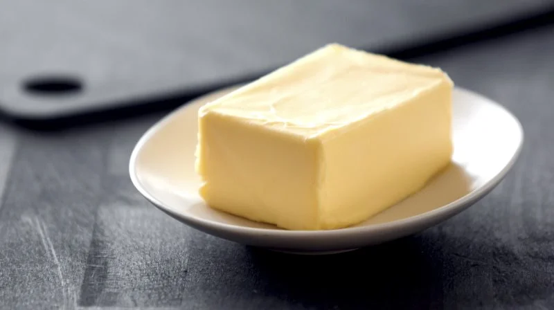 Smør var et af flere fedtrige produkter, der faldt ved den seneste auktion på den toneangivende, internationale mælkebørs Global Dairy Trade (GDT). Arkivfoto
