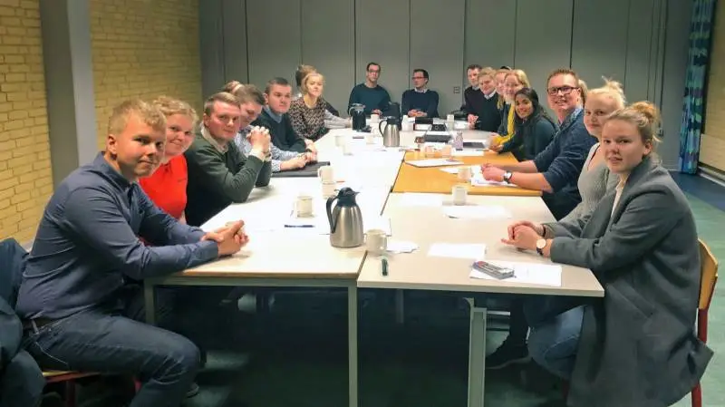 På generalforsamlingen i Østfyns LandboUngdom i Gudme blev der valgt seks nye bestyrelsesmedlemmer. Privatfoto