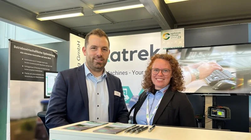 På billedet er det fra venstre CEO i Exatrek, Dietrich Kortenbruck, og Digitaliseringsspecialist i Danish Agro, Birgitte Feld Mikkelsen. Foto: Exatrek