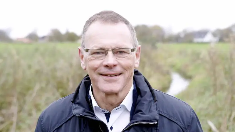 Ovenpå den seneste tids debat kunne man stille spørgsmålet: Må vi være her? Og svaret fra os i Venstre er meget klart: JA, meget gerne. Vi kan ikke undvære jer. I gør det hamrende godt.