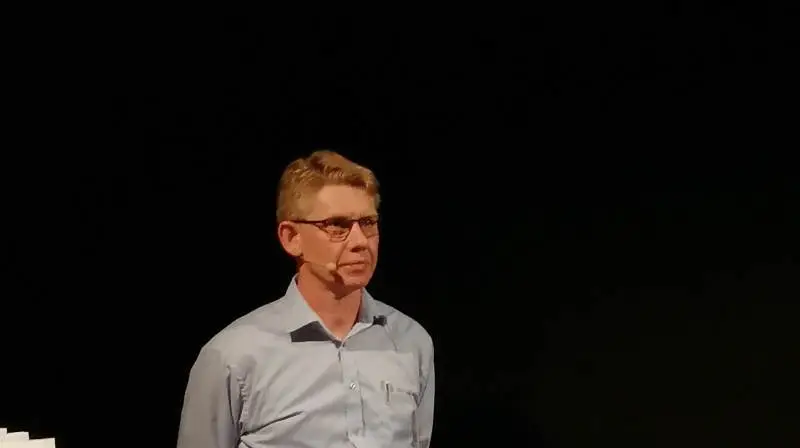 Ifølge Nikolaj Stidsen, er valget af redskab til at udføre klovbeskæringen, vigtigt for at gøre det nemt, og sikre en god kvalitet i arbejdet.