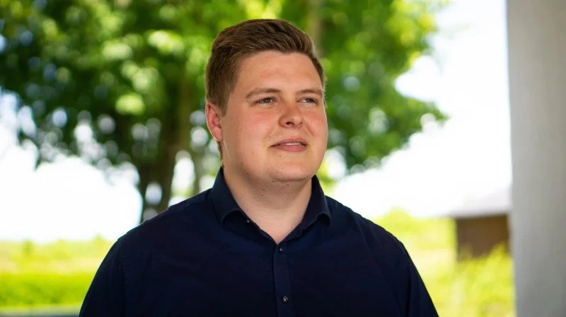 26-årige Frederik Petersen er udviklingschef i det nye Farmbrella. Han vil satse fuldt ud på netværk og kompetencer for de unge landmænd. Fotos: Victor Juul Grønbæk