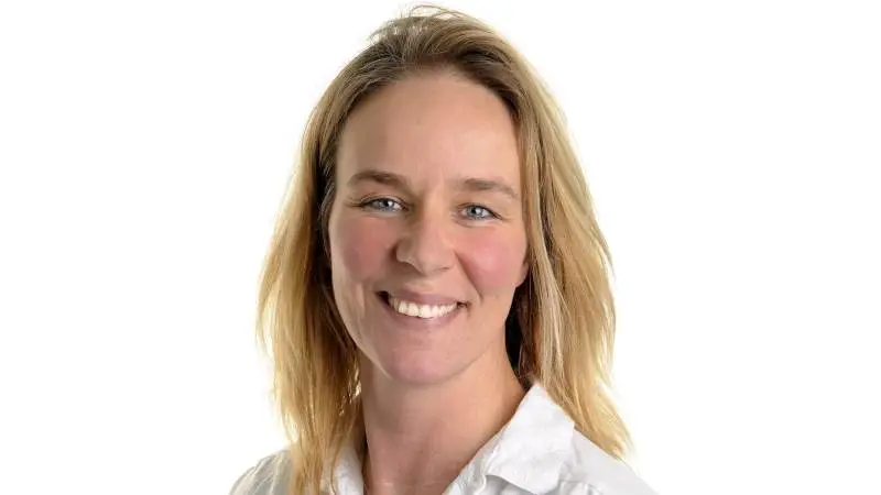 Økonomikonsulent Zwanita Reinders opfordrer til, at man søger råd, inden det går økonomisk galt i bedriften. Foto: Østdansk Landboforening