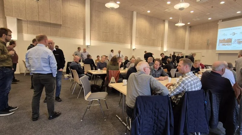 Over 80 mennesker havde fundet vej til Messecenter Vesthimmerland, hvor dagens tema var sandseparering til kvægstalde. Fotos: Tenna Bang