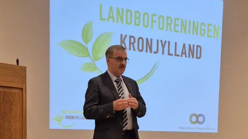 Det kom af flere omgange til at handle om Beder-sagen, da Landboforeningen Kronjylland havde inviteret til generalforsamling. Her fortalte formanden, Christian G. Jensen, at Beder-sagen er blusset op igen. Fotos: Tenna Bang
