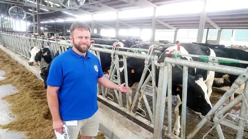 Thorkild Moos er kvægchef hos LandboSyd og analytiker for den danske del af European Dairy Farmers. Billedet her er fra et besøg i en spansk kvægstald i forbindelse med sidste års kongres.