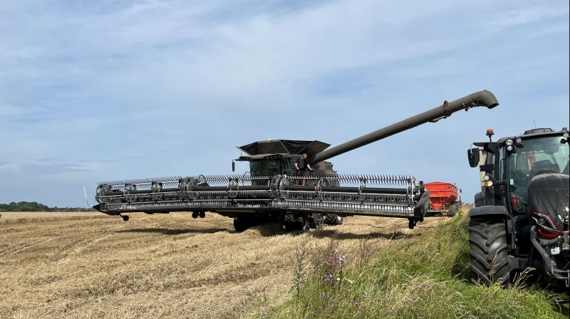 Fendt Ideal 10T-mejetærskeren - med et skærebord på 50 fod - er topmodellen i Ideal-serien. Fotos: Jesper Hallgren