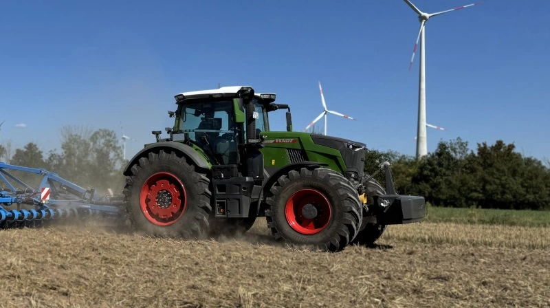 Fendt 800 Vario-serien bliver for første gang udstyret med Fendts permanente firehjulstræk VarioDrive. Fotos: Kasper Stougård