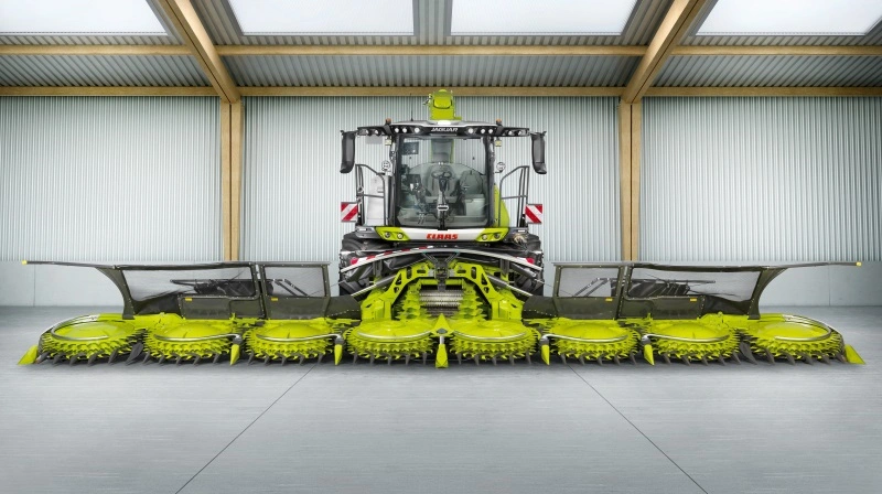 Med 12 meters arbejdsbredde og 16 rækker sætter Orbis 12000 ny standard for kapacitet i Jaguar 1000-serien. Sammen med Direct Disc 8400 til helsæd giver de to nye skæreborde større fleksibilitet og højere udbytte i samme arbejdsdag. Pressefoto