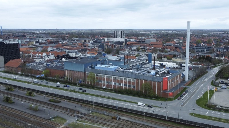 I ny ejerskabsstruktur indfører Danish Crown leveringsrettigheder og dropper leveringspligt for stabile leverancer og styrket kapital. Her ses slagteriet i Herning. Foto: Danish Crown