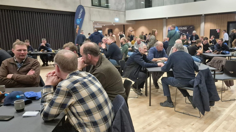 Mange mælkeproducenter var samlet, da VikingDanmark havde inviteret til temadag – en i Farsø i Nordjylland og en i Bredsten i Sydjylland. Fotos: Tenna Bang