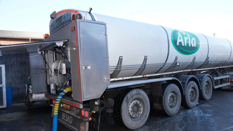 Der er lidt mere at komme efter for de konventionelle mælkeproducenter i maj måned, hvor Arla hæver mælkeprisen. Arkivfoto: Erik Hansen