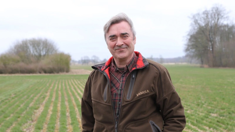 Formand for FRDK, Henrik Terp og andre FRDK-medlemmer og ansatte glæder sig til at få en snak med gæsterne på Roskilde Dyrskue om sund jord. Foto: FRDK