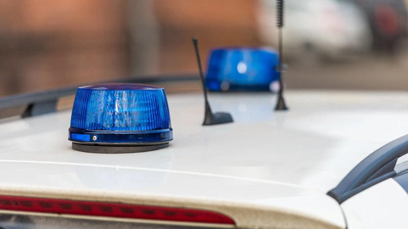 - Jeg snakkede med politiet både torsdag og fredag, og de sagde, at de ville kigge på det i næste uge. Det påvirker mig, og jeg synes, at det viser, at politiet er ligeglade med os, siger Finn Pedersen til mediet. Foto: Colourbox