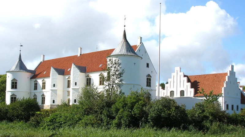 Lindenborg Gods skifter direktør efter 29 år. Ny topchef hentes fra Vkst og får ansvar for skov- og godsdrift. Foto: Wikimedia Commons