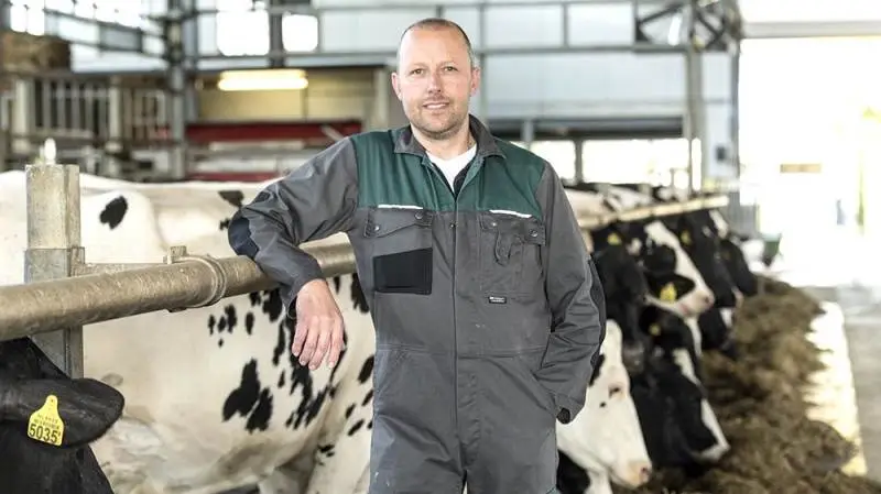 Mælkeproducent Jos Seuntiëns, Holland, har det seneste halvandet år efterlevet HyCare-konceptet, hvor især hygiejne og forebyggelse af infektioner er i fokus. Det har givet ham en ekstra fortjeneste på titusinder af euro.