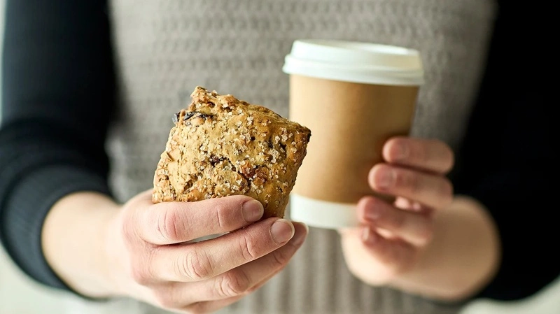 Paleas og Easyfood tester halmfibre i müsli-scones og viser, hvordan samarbejde kan bringe innovation tættere på markedet. Foto: Food & Biocluster Denmark