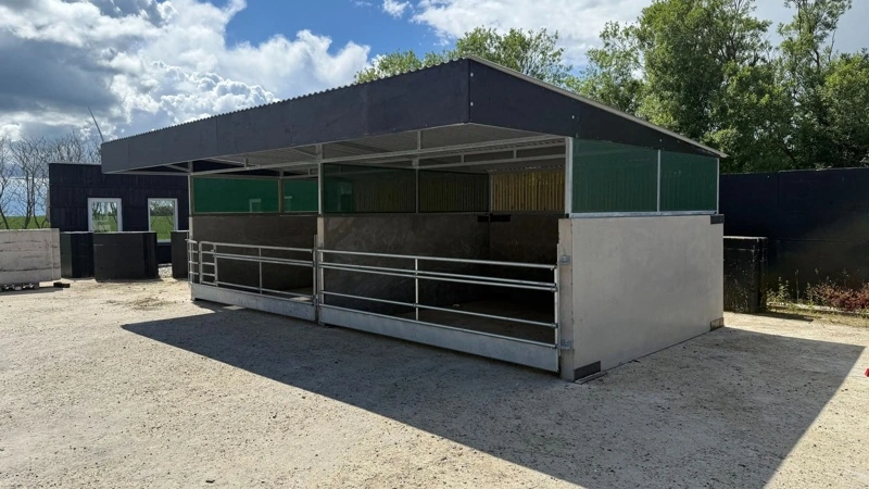 CN Agro A/S og Dan-Element A/S har i samarbejde videreudviklet CN Agros kendte modulhuse, så de nu også kan fås med betonelementer i siderne. Fotos: CN Agro
