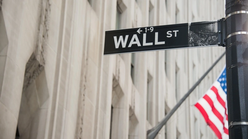 Målt i amerikanske dollar er både bruttonationalproduktet og aktiekurserne steget markant gennem de seneste årtier. Men ifølge AgroMarkets skyldes en del af fremgangen, at pengemængden samtidig er vokset kraftigt. Arkivfoto: Alexander Dornwirth