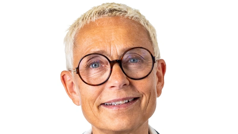 Anette Frølund bringer mere end 25 års erfaring fra fødevarebranchen med sig ind i FødevareDanmark, hvor hun er ansat som fødevarekonsulent. Foto: FødevareDanmark