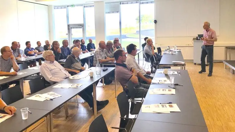 LMO afholdt i sidste uge deres første af en række planlagte morgenmøder. Emnerne var efterafgrøder, vintersæd, vinterraps og ikke mindst de globale kornmarkeder og salgsstrategi.