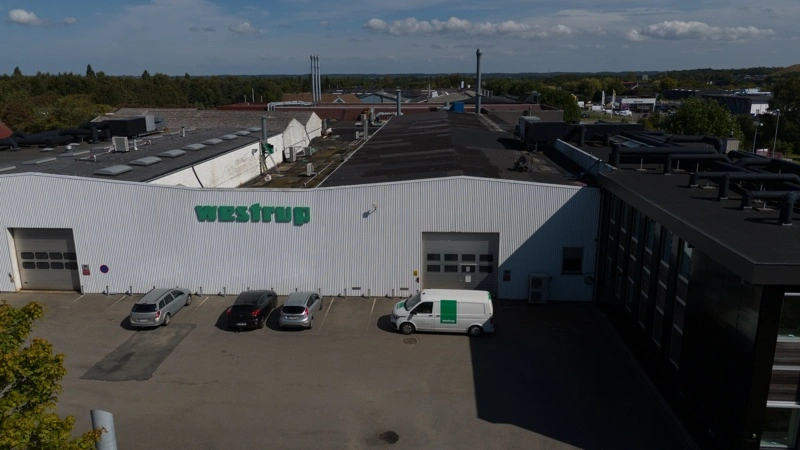 Westrup øger overskuddet med 39 procent til 6,3 millioner kroner og venter et op mod 75 procent højere resultat i 2026/27. Fotos: Westrup