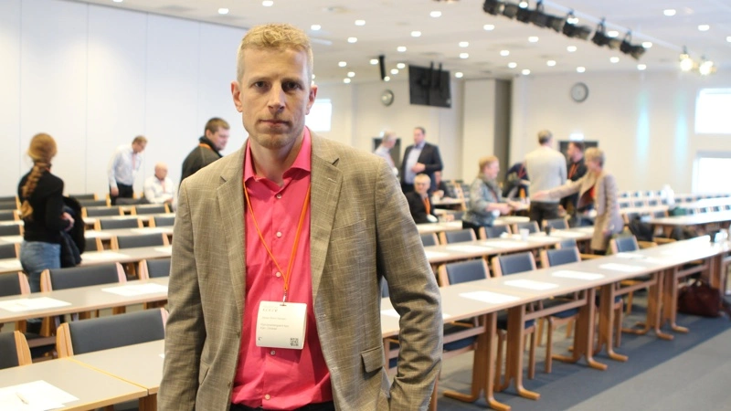 Danske Svineproducenter, der har Jeppe Bloch Nielsen som formand, opfordrer Danish Crown til at indgå frivillige aftaler, så leverandører midlertidigt kan reducere eller stoppe leverancer for at mindske udbuddet af grisekød. Arkivfoto: Anne Wolfenberg