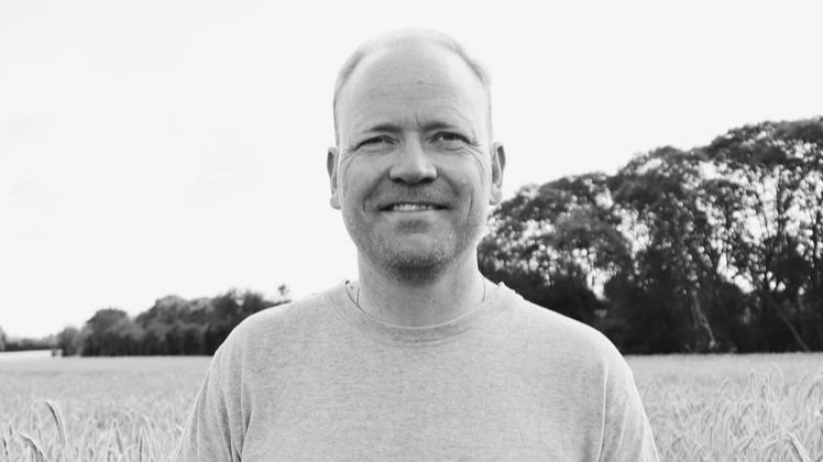 Når begge organisationer på samme tid mobiliserer medlemmer, følgeerhverv og virksomheder, er det et alarmsignal, som regeringen vil begå en alvorlig fejl ved at overhøre.