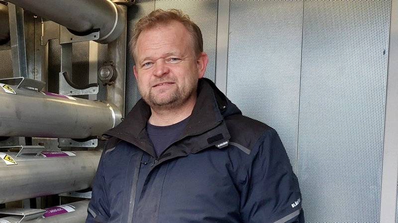 Thomas Kjær fra Vrejlev Møllegård tager til København for at demonstrere mod den kommende kvælstofregulering. Han mener, at problemerne i vandmiljøet skal ses fra flere sider. Arkivfoto