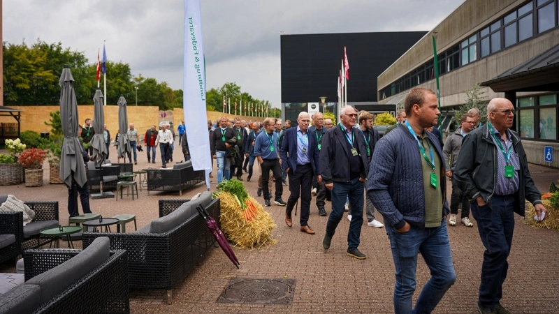 4.500 landmænd samlede sig i Odense i protest mod kvælstofregulering, som de frygter vil ramme dansk landbrug hårdt. Foto: Victor Juul Grønbæk