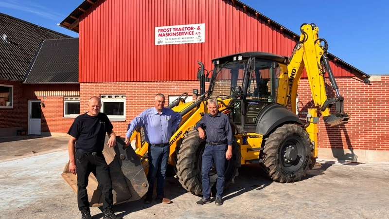 Fra venstre: Hans Christian Mathiesen, medindehaver, Stefan Møller, medindehaver, og Hans Jørn Frost. Foto: Brovig Maskiner