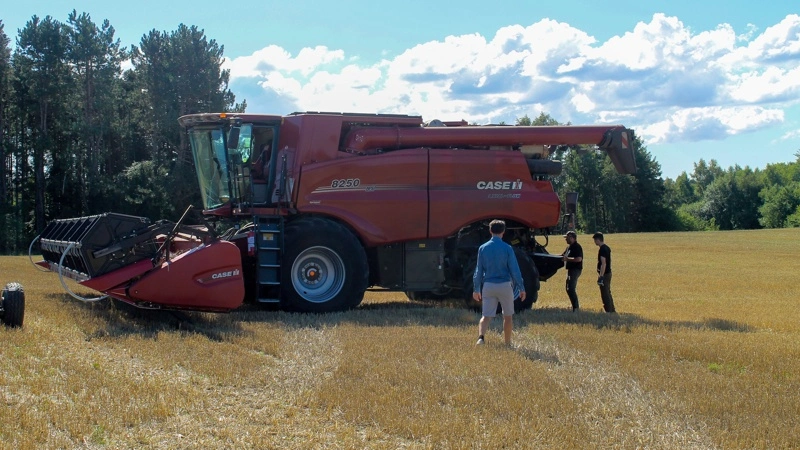 Agrovi har denne sommer igangsat sit nye initiativ »I Love You«-besøget, hvor man har mødt landmændene på deres hjemmebane til en uformel snak. Foto: Agrovi