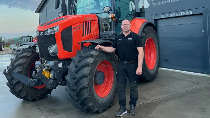 Indehaver af Bruuns Maskiner, Henrik Bruun, glæder sig over, at Kubota er blevet en del af sortimentet i det nordjyske og nu er en del af forhandlernetværket hos Nellemann Machinery. Foto: Nellemann Machinery