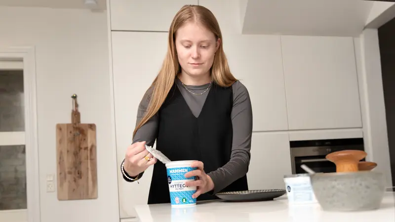 Der er i dag hytteost i køleskabet i mere end hvert andet hjem. Fotos: Mejeriforeningen