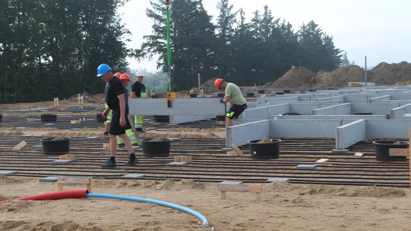 Regeringens midlertidige stop for nyetablering og udvidelse af konventionelle griseproduktioner møder skarp kritik fra Landbrug & Fødevarer. Organisationen mener, at indgrebet mangler lovhjemmel og med stor sandsynlighed vil føre til retssager. Arkivfoto