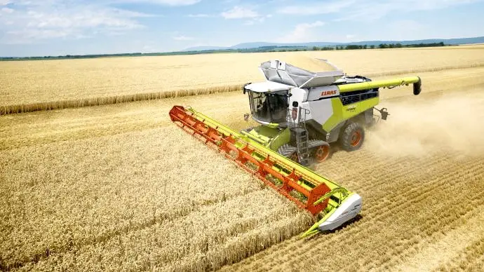 Den nye Lexion-generation fra Claas tæller 14 forskellige modeller, lige fra 313 til 790 hk motor, og som her op til 46 fods skærebord. De nye Lexion præsenteres i den kommende tid ved arrangementer hos samtlige Claas-forhandlere.