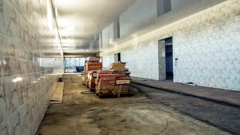 En ny dom fra EU-Domstolen betyder, at salg af en ejendom med en funktionsdygtig bygning, som køber agter at rive ned for at bygge nyt, ikke kan være et momspligtigt salg af byggegrund. Foto: Colourbox
