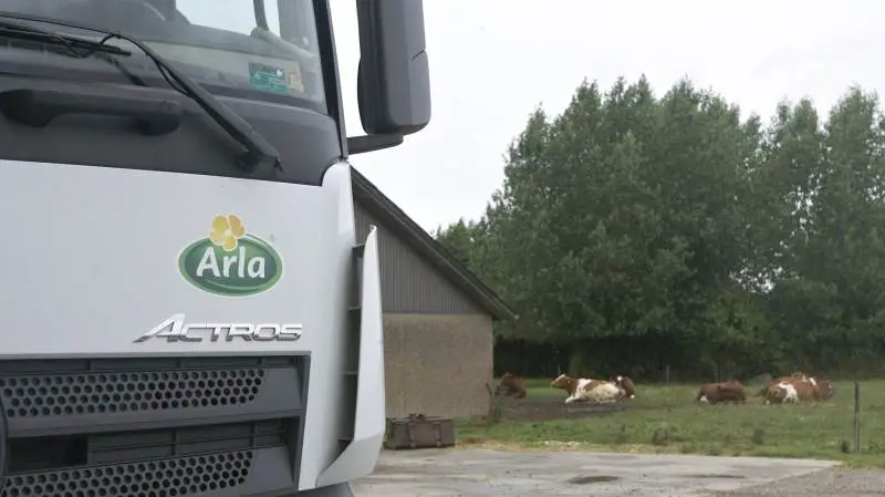 Det meste af den produktion, der flyttes fra Brabrand Mejeri, bliver fastholdt i Danmark på Slagelse Mejeri og Hobro Mejeri. Brabrand forventes at blive lukket i midten af 2019, oplyser Arla.
