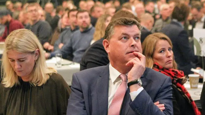 En ekspertgruppe skal undersøge, hvordan man kan forbedre økonomien i landbruget. Det har fødevareminister Mogens Jensen (S) bestemt.