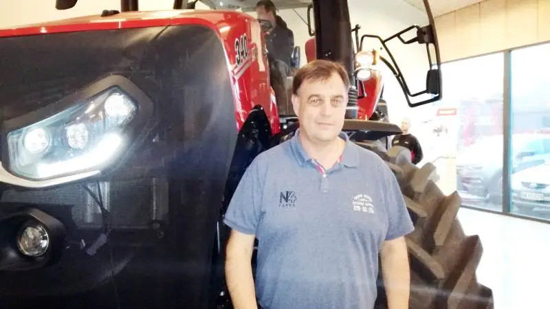 Peter Lyngsø, Sælger hos Lind & Kruse A/S, har store forventninger til den nye Case IH Magnum AFS Connect.