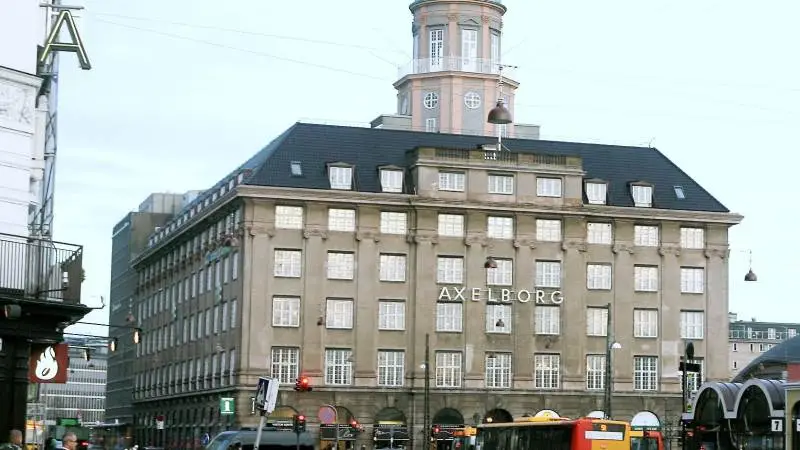 På landsformandsmødet på Axelborg onsdag blev formændene i L&F's mange foreninger i går enige om fire spor, hvor de vil arbejde på at få ændret kvælstofreduktionsmålet.
