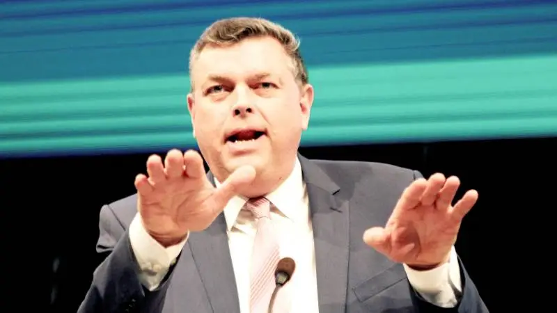 Fødevareminister Mogens Jensen (S) håber ikke, landmænd følger råd om at sige nej til efterafgrøder.