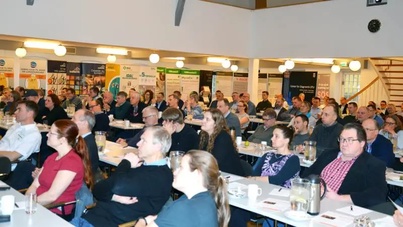Det var igen i år Sørup Herregård ved Ringsted, der dannede rammerne, da Ø-Vet tirsdag havde inviteret deres kunder til årsmøde med et program spækket med faglige nyheder og gode råd. Fotos: Camilla Bønløkke