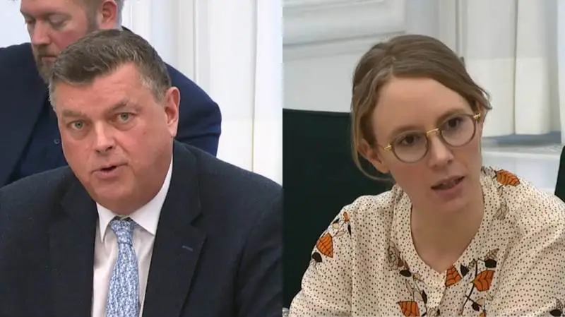 Fødevareminister Mogens Jensen (S) og miljøminister Lea Wermelin (S) er blevet kaldt i samråd af fire partier i blå blok ovenpå de seneste kvælstofsager fra Aarhus Universitet.