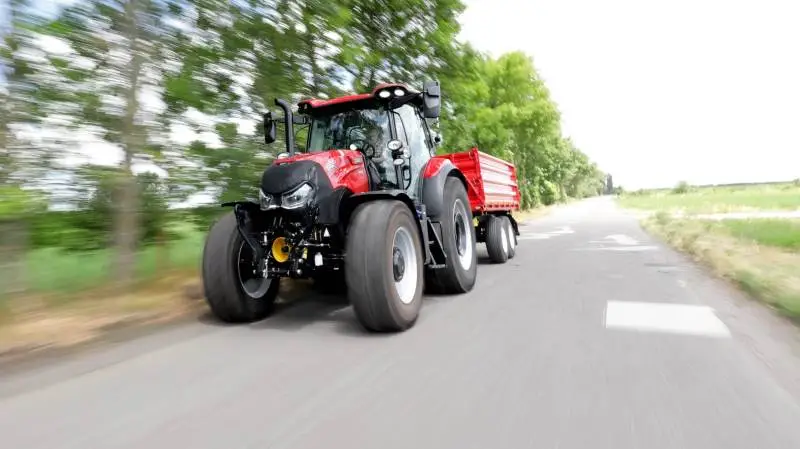Case IH Maxxum 145 Multicontroller med ActiveDrive 8 transmission sætter rekord i brændstoføkonomi ved en Powermix-test hos tyske DLG.