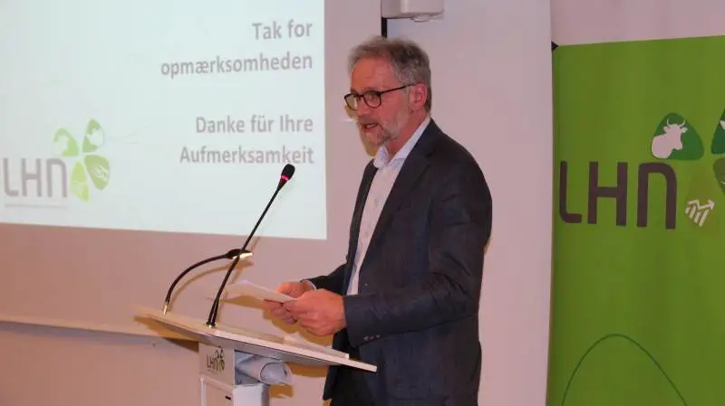 (2) 20-11-sy
Formand i LHN, Jørgen Popp Petersen, så tilbage på 2019 i landbruget og frem mod 2020/2121, hvor der både er 100 års fejring af genforeningen samt LHN´s 100 års jubilæum at se frem til.